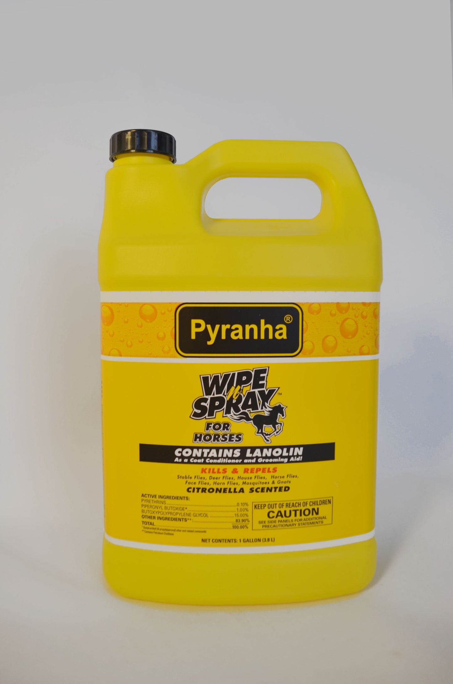 Pyranha Fly Spray- 14471516 : Gal
